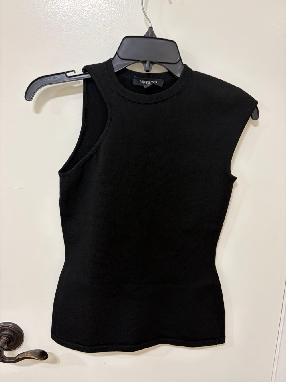 Cushnie Et Ochs Amata Asymmetrical Black Top